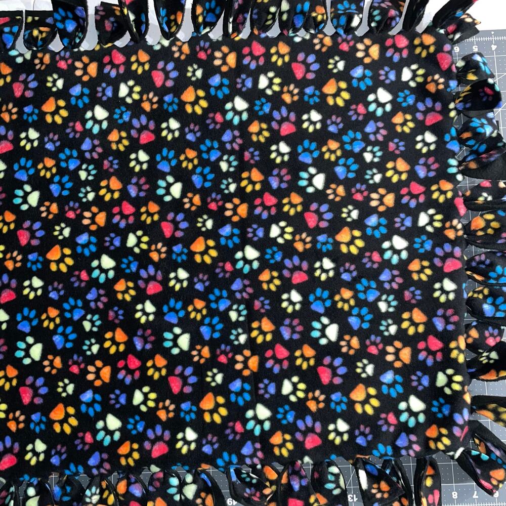 Fleece Fringe Pet Blanket / Lap Blanket, 28"x23.75"